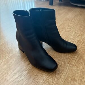 Steve Madden Sleek Black Heeled Boots
